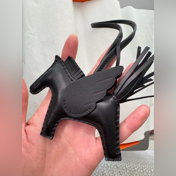 Rodeo Pegase PM charm - Picture 3 of 4